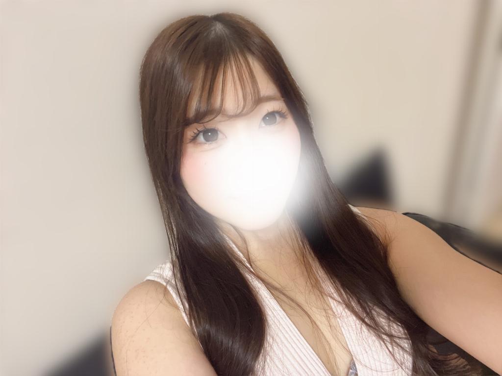 愛咲　にじか