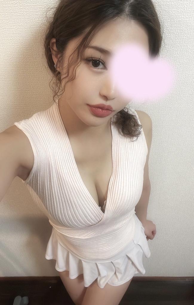 加賀美　せれな