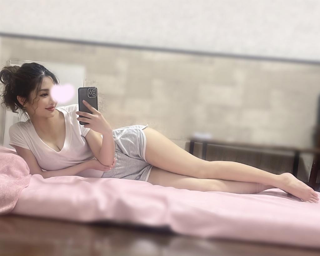 加賀美　せれな