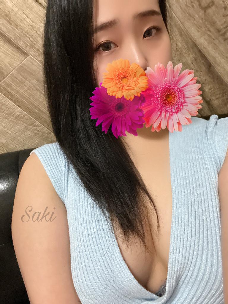 中前　さき