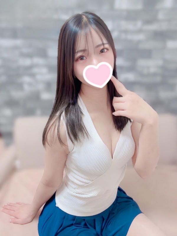 小島　れな